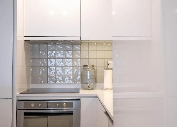 Serene 1br Spot By Lovelystay Porto