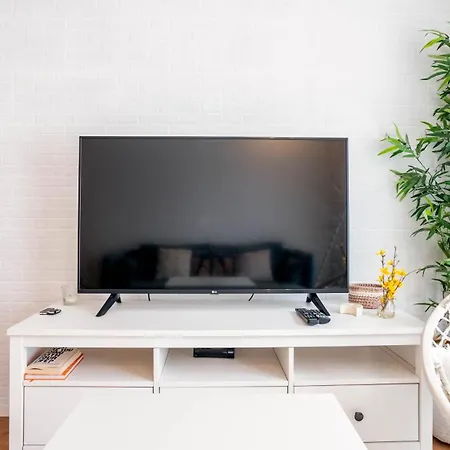 Serene 1br Spot By Lovelystay