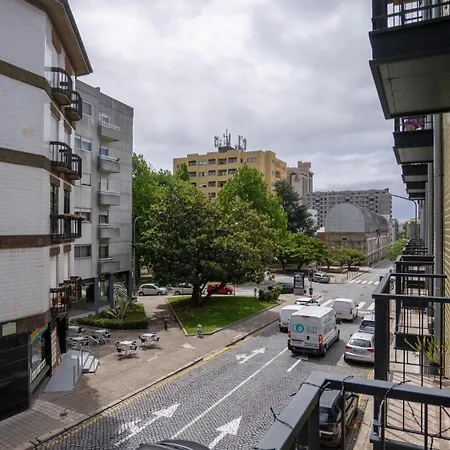 Daire Serene 1br Spot By Lovelystay Porto