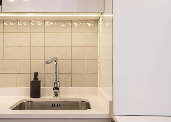 شقة Serene 1br Spot By Lovelystay