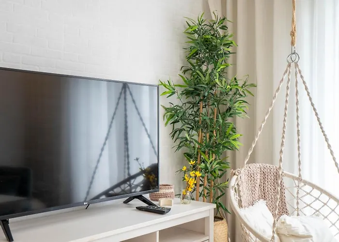 Serene 1br Spot By Lovelystay